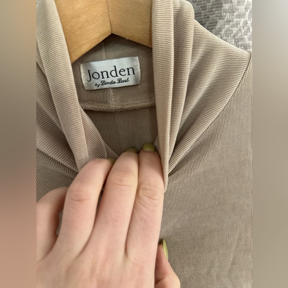 Long sleeve turtleneck - Picture 2 of 3